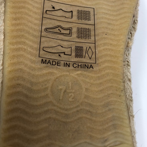 NWOT Soludos X Jason Polan Lips Espadrilles Sz 7.5 - Picture 9 of 10